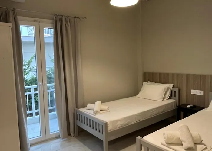 Koel Retreat דירה Paralía